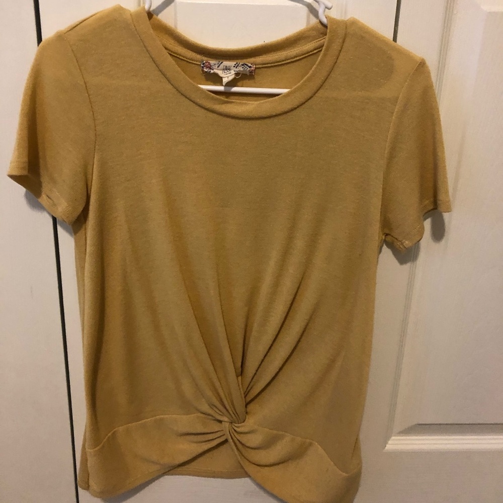 A yellow shirt